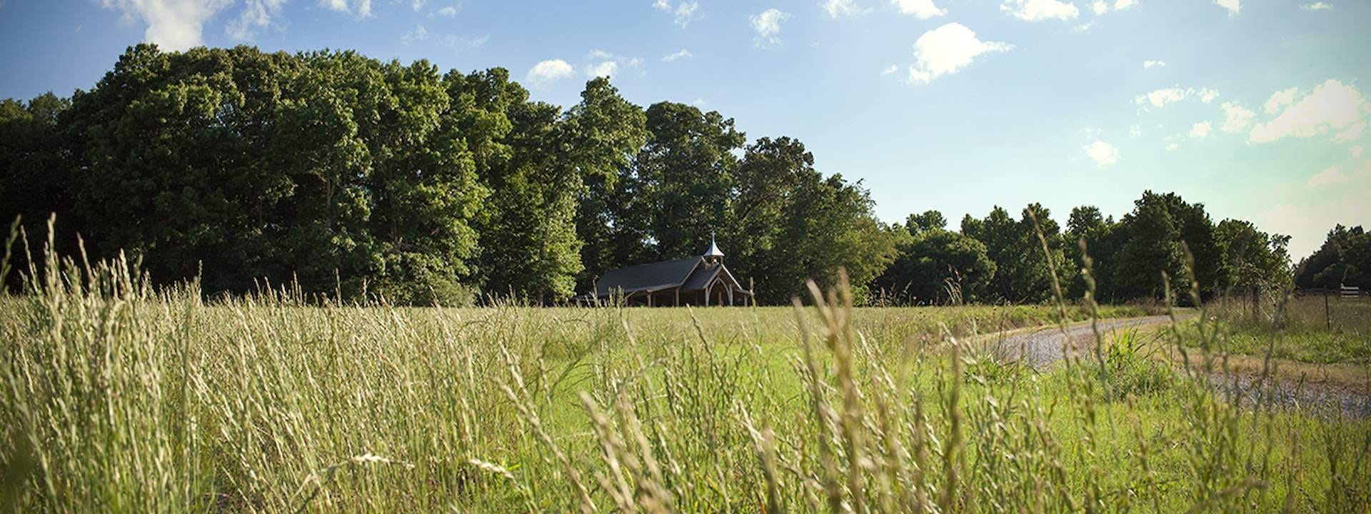 Building the Mulberry Chapel in Georgia